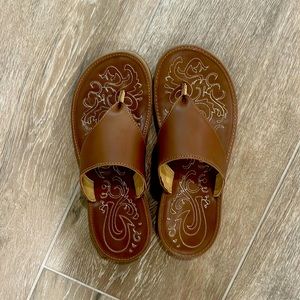 Olukai Paniolo Lipi womens sandal in tan